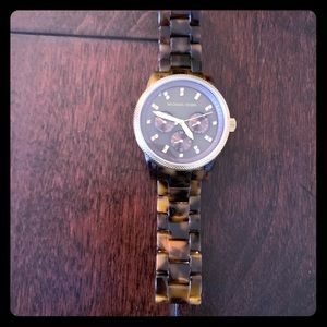 Michael Kors Jet Set tortoise shell watch